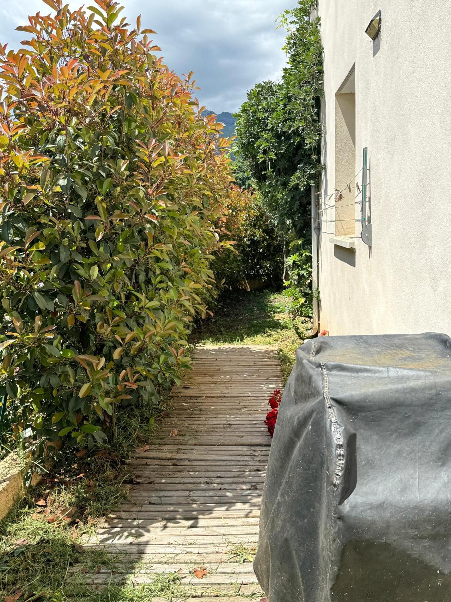 Jolie Maison Borgo Trois Chambres Trois Salles De Bain Εξωτερικό φωτογραφία