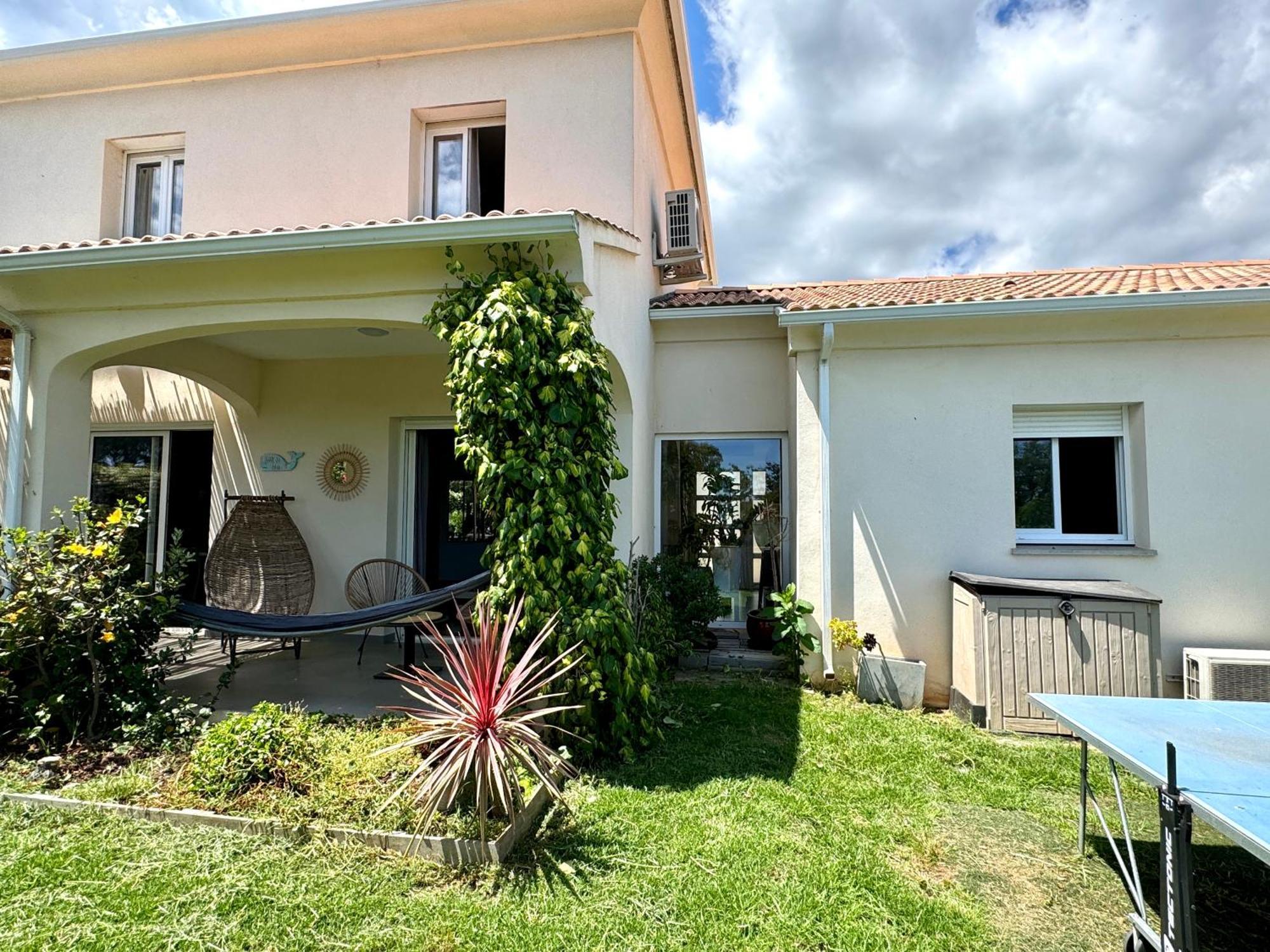 Jolie Maison Borgo Trois Chambres Trois Salles De Bain Εξωτερικό φωτογραφία